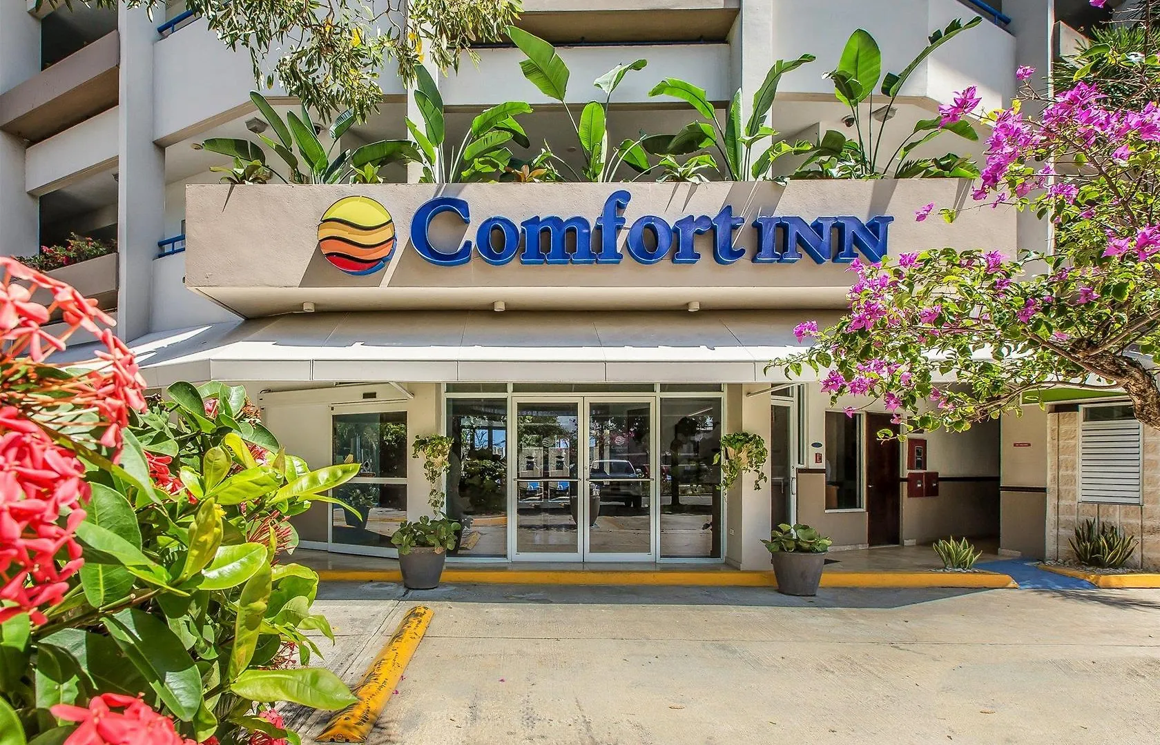 Hotel Comfort Inn & Suites Levittown